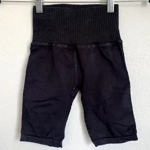 NEW Free People Movement‎ Good Karma Biker Shorts in Black thumbnail 4