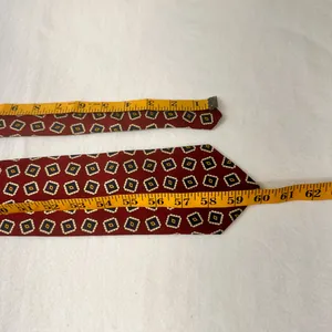 Vintage Brooks Brothers Makers England Men's Tie Silk Red Geometric Necktie thumbnail 10