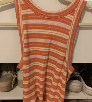 Aerie tank thumbnail 1