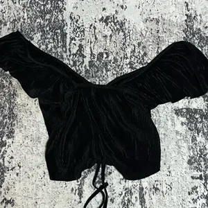 Zara crop top front adjustable thumbnail 5