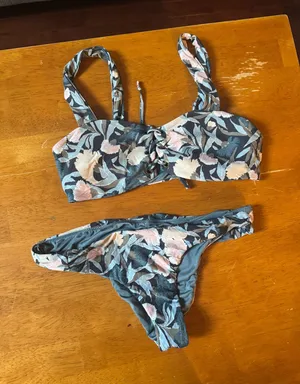 Billabong Bikini Set Floral thumbnail 1
