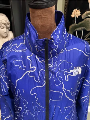 The North Face Blue & White Topographic Map Windbreaker – Size Large thumbnail 2