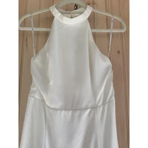 Lulus Radiant Adoration White Satin Lace Backless Halter Dress Elegant Medium thumbnail 3