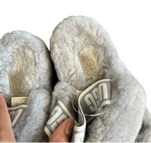 UGG Oh Yeah Fluffy Gray Sherpa Slides Slippers Sandals thumbnail 6