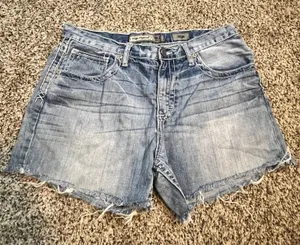BKE Tyler Straight Light Wash Cut Off Denim Shorts Womens 36R Blue Frayed Hem‎ thumbnail 1
