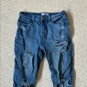 Vervet Distressed Blue Jeans thumbnail 6