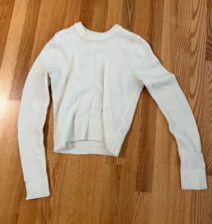 Abercrombie Sweater thumbnail 1