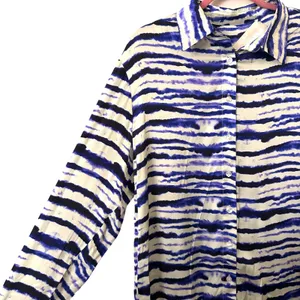 PIPPA‎ THE LABEL Samy Button Down Top in Zuri Sz Small thumbnail 4
