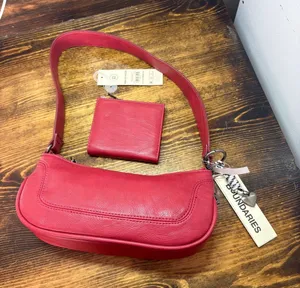 No‎ Boundaries Red Shoulder Bag And Matching Wallet thumbnail 1