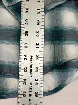 American Eagle Outfitters Boyfriend Fit Green Plaid Flannel Small Long Sleeve thumbnail 8
