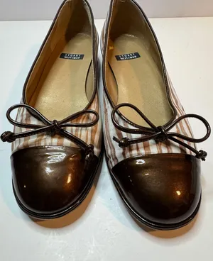 Womens 2 Tone Brown Flats Size 5 1/2B thumbnail 1
