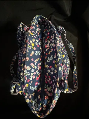 Vera Bradley Floral Quilted Navy Tote Bag Women's Shoulder Bag thumbnail 9