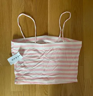 PacSun Striped Crop Top thumbnail 2
