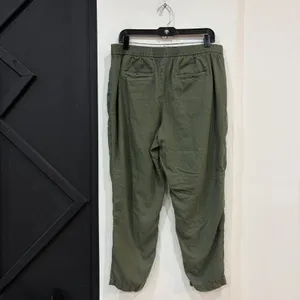 Old Navy Green Linen Cropped Pants Women’s Size Large Linen Blend Elastic Waist thumbnail 5