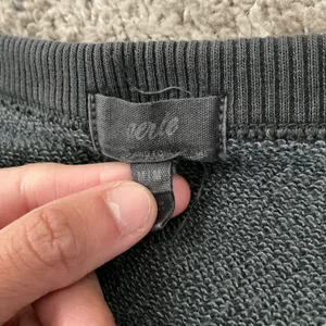 AE® American Eagle Puff‎ Sleeve Cropped Sweatshirt Charcoal Grey M M thumbnail 4