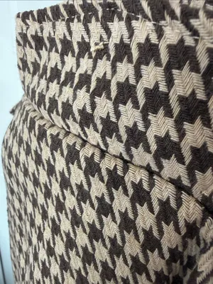 BloomChic Brown & Cream Houndstooth Button thumbnail 8