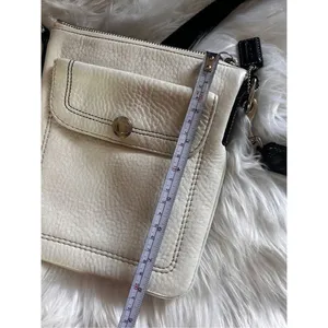Coach leather white crossbody bag authentic with adjustable black strap thumbnail 7