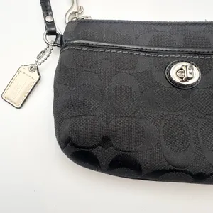 Coach Black Canvas Park Signature Medium Wristlet Zip Wallet Turnlock Pouch thumbnail 4