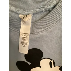 MWOT Walt Disney World Parks Classic Light Blue Mickey Mouse Sweatshirt M thumbnail 2