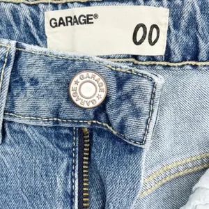 Garage Straight Leg Jeans Size 00 Minimalist Clean Girl Capsule Clean Girl Urban thumbnail 5