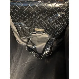 Michel Germain Black Patent Quilted Tote Bag Silver Logo Plaque Magnetic Snap thumbnail 6