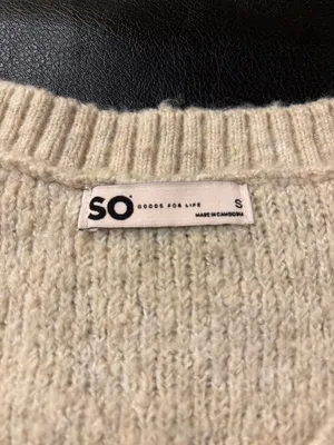 Ladies Small Soft Beige V Neck Sweater thumbnail 2
