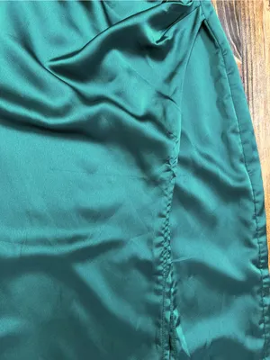 Show Me Your Mumu Jodie Emerald Luxe Green Satin One Shoulder Maxi Dress Medium thumbnail 9