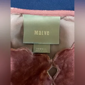 Anthropologie MAEVE Rosy Scallops Velvet Cami X-Small Embroidered Camisole thumbnail 2