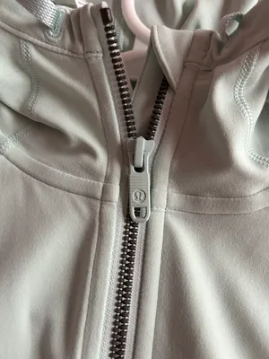 Lululemon Define Jacket thumbnail 3