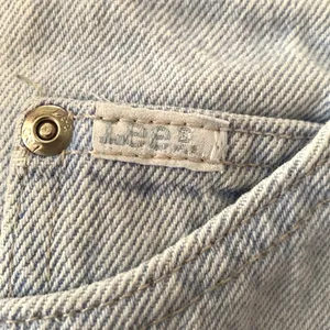 Vintage Lee Size 6 Jeans Women’s High Waisted Denim Light Wash Pants Blue thumbnail 4