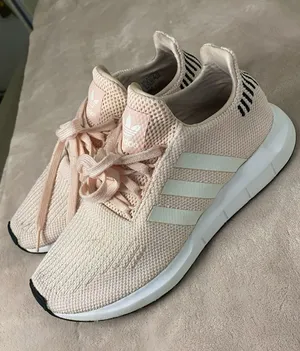 NEW! Adidas Women’s Originals Swift Run Ice Pink Athletic Running Shoes - Size 7 thumbnail 1