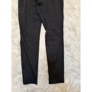Apt. 9 Women's Size 8 Pull On Pants Slim Leg Dark Gray Light Gray Pinstripes Mid thumbnail 6