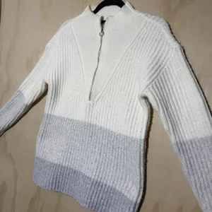 Talbots Sweater Womens Small Gray Colorblock 1/4‎ Zip Long Sleeves Ribbed thumbnail 2