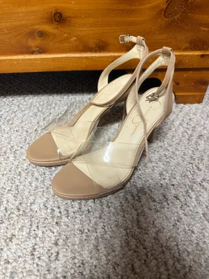 Jessica Simpson Nude Heels thumbnail 2
