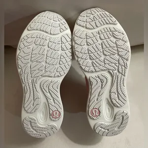 Lululemon NIB Blissfeel Run 2 Women's Pink Running Shoes 8.5 thumbnail 15