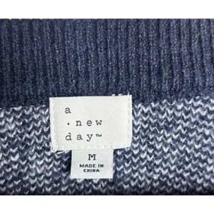 A New Day Sweater Vest Blue White Size Medium V Neck Academia Cozy Fall Winter thumbnail 5