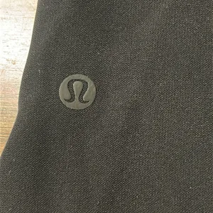 Lululemon On The Fly Woven Skirt Size 4 Cinch Waist Black thumbnail 3