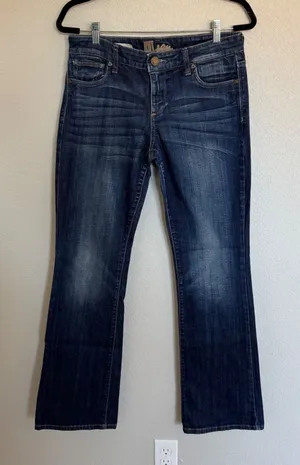 Kut from the Kloth Farrah Baby Bootcut Jeans Dark Wash Blue Size 6‎ Womens Denim thumbnail 1