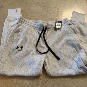 Under Armour Grey Sweatpants Joggers thumbnail 1