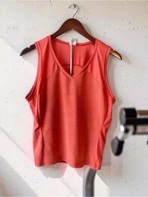 Patagonia Made in USA Athletic Tank Top orange Mesh Size Large thumbnail 9