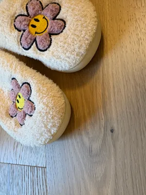 Slippers TJ Maxx thumbnail 2
