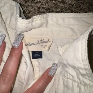 Universal Thread white wide leg pants thumbnail 4