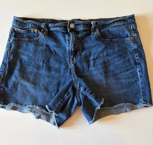 Woman’s Gap Denim Jean Shorts 4-5” Inseam Size 32 Medium Dark Wash Cutoff thumbnail 1