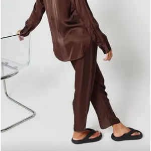 PIPPA THE LABEL Leyla‎ Satin Slim Pant Brown NWT XS thumbnail 2