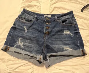 Southern Tide Hayes Blue Jean Shorts thumbnail 1
