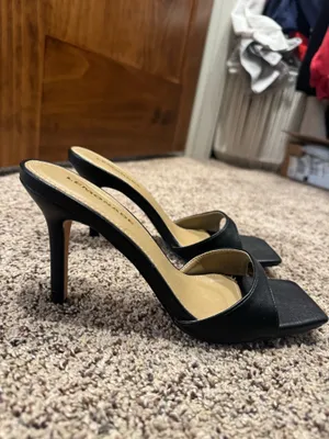 Black Heels Size 6 thumbnail 2