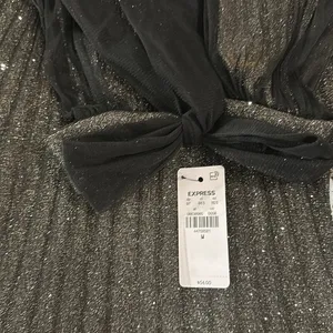 NWT Express Shimmer Pleated Top Sz M thumbnail 8