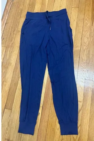 Lululemon size 8 ready to rulu joggers navy blue joggers lulu everyday pants thumbnail 3