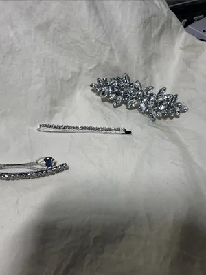 6 pc set Crystal Silver Hair Clip Set - Women's Accessories NWT thumbnail 5