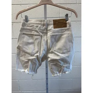 NWT One Teaspoon Sz 26 High Waist Stevies White Distressed Ripped Bermuda Shorts thumbnail 4